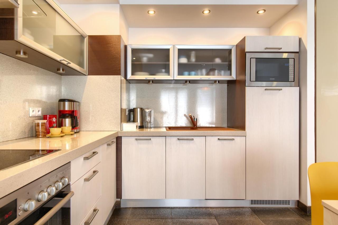 City Center Apartament Parking By Impero Πόζναν Εξωτερικό φωτογραφία